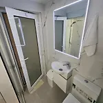 Treti Mart North * פרימורסקו