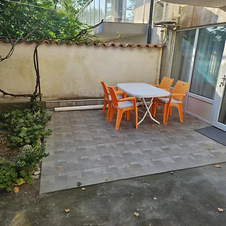 Treti Mart North Apartman Primorszko