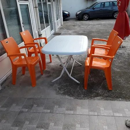 Treti Mart North Apartment Primorsko