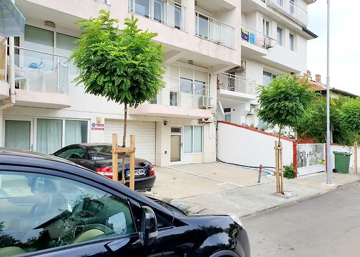 Treti Mart North Apartman Primorszko